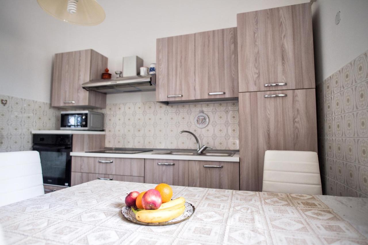 La Casa Gialla Vietri Extérieur photo