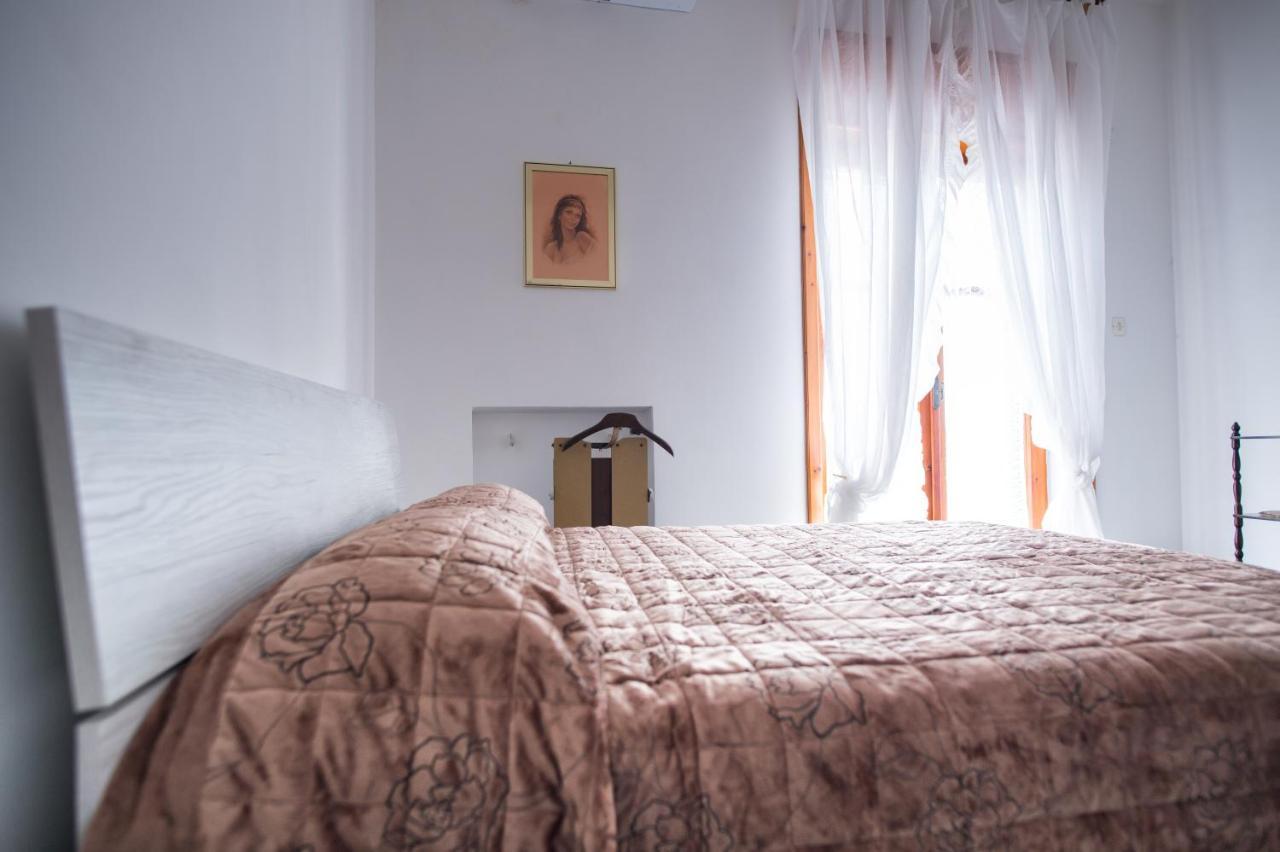 La Casa Gialla Vietri Extérieur photo